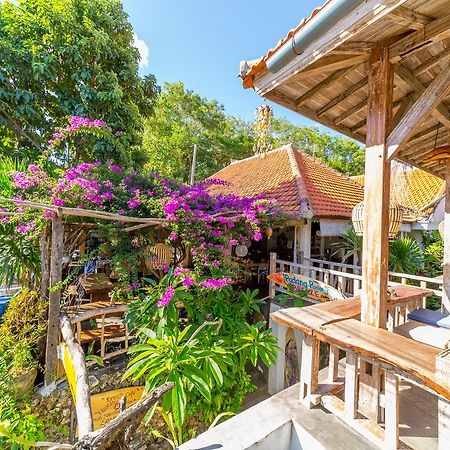 Hotel Padang Padang Breeze à Uluwatu Extérieur photo
