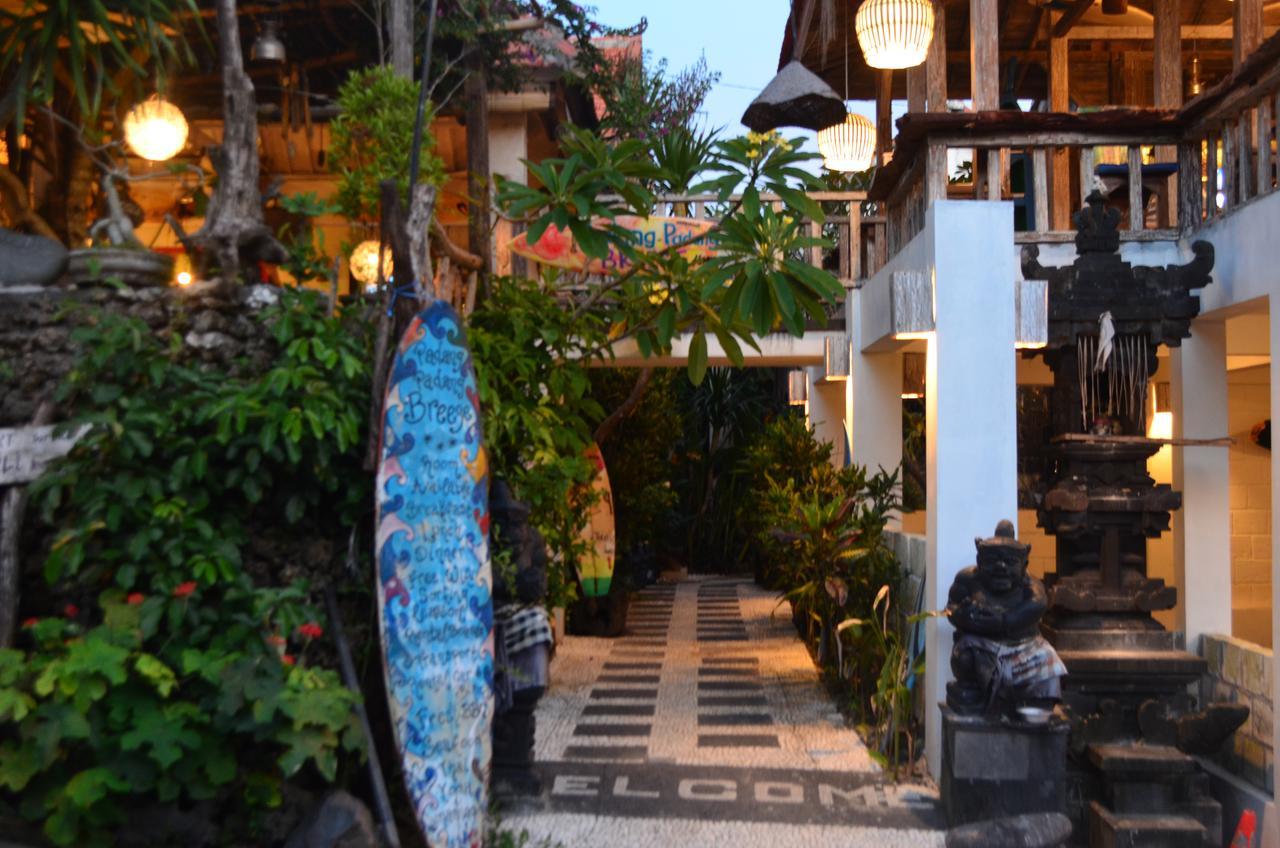 Hotel Padang Padang Breeze à Uluwatu Extérieur photo