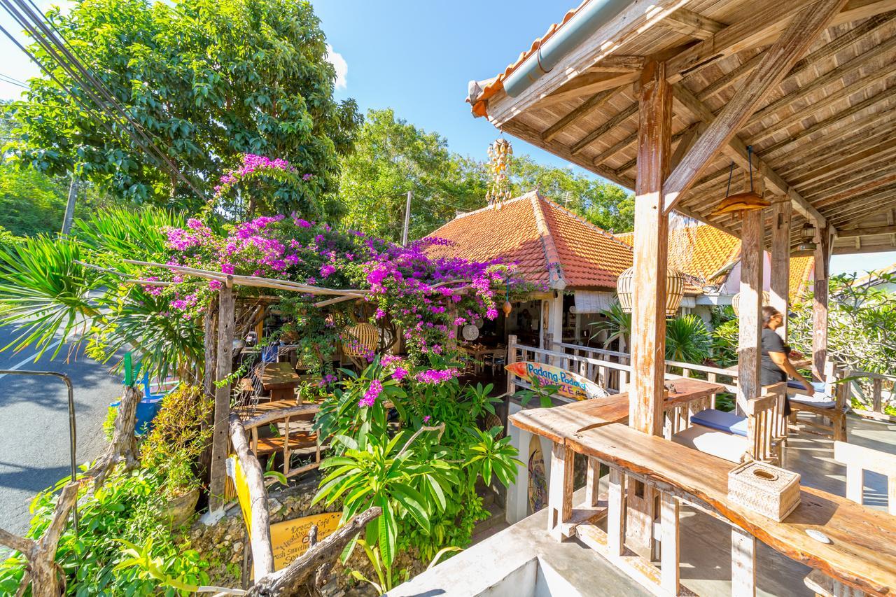 Hotel Padang Padang Breeze à Uluwatu Extérieur photo