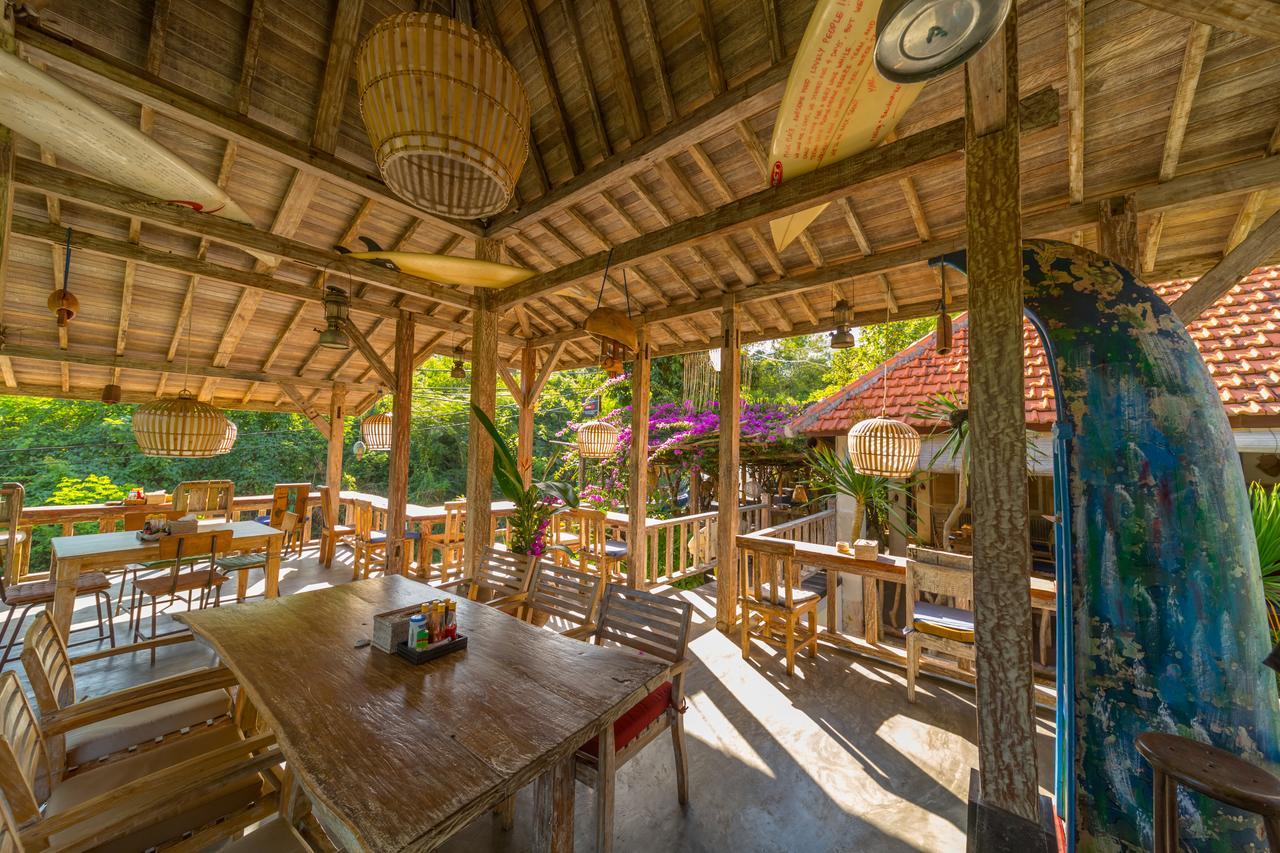 Hotel Padang Padang Breeze à Uluwatu Extérieur photo